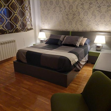 Villa Tiviti Oviedo Buitenkant foto