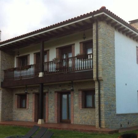 Villa Tiviti Oviedo Buitenkant foto