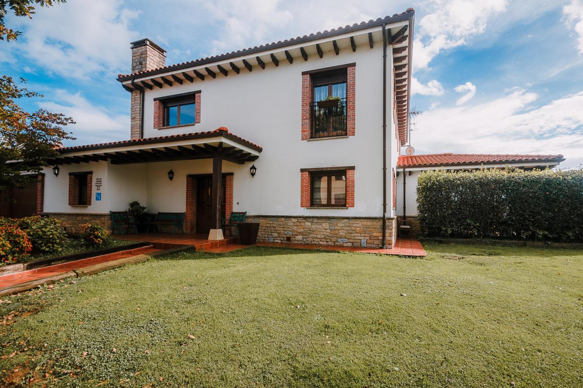 Villa Tiviti Oviedo Buitenkant foto