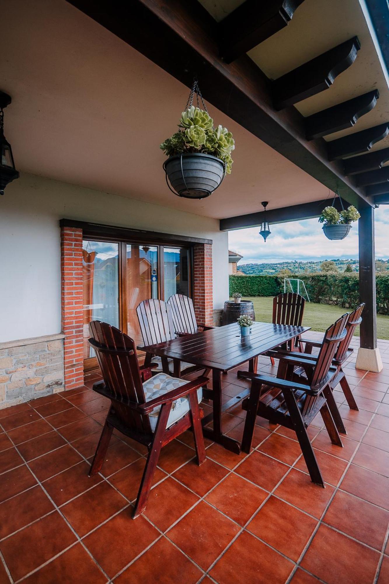 Villa Tiviti Oviedo Buitenkant foto