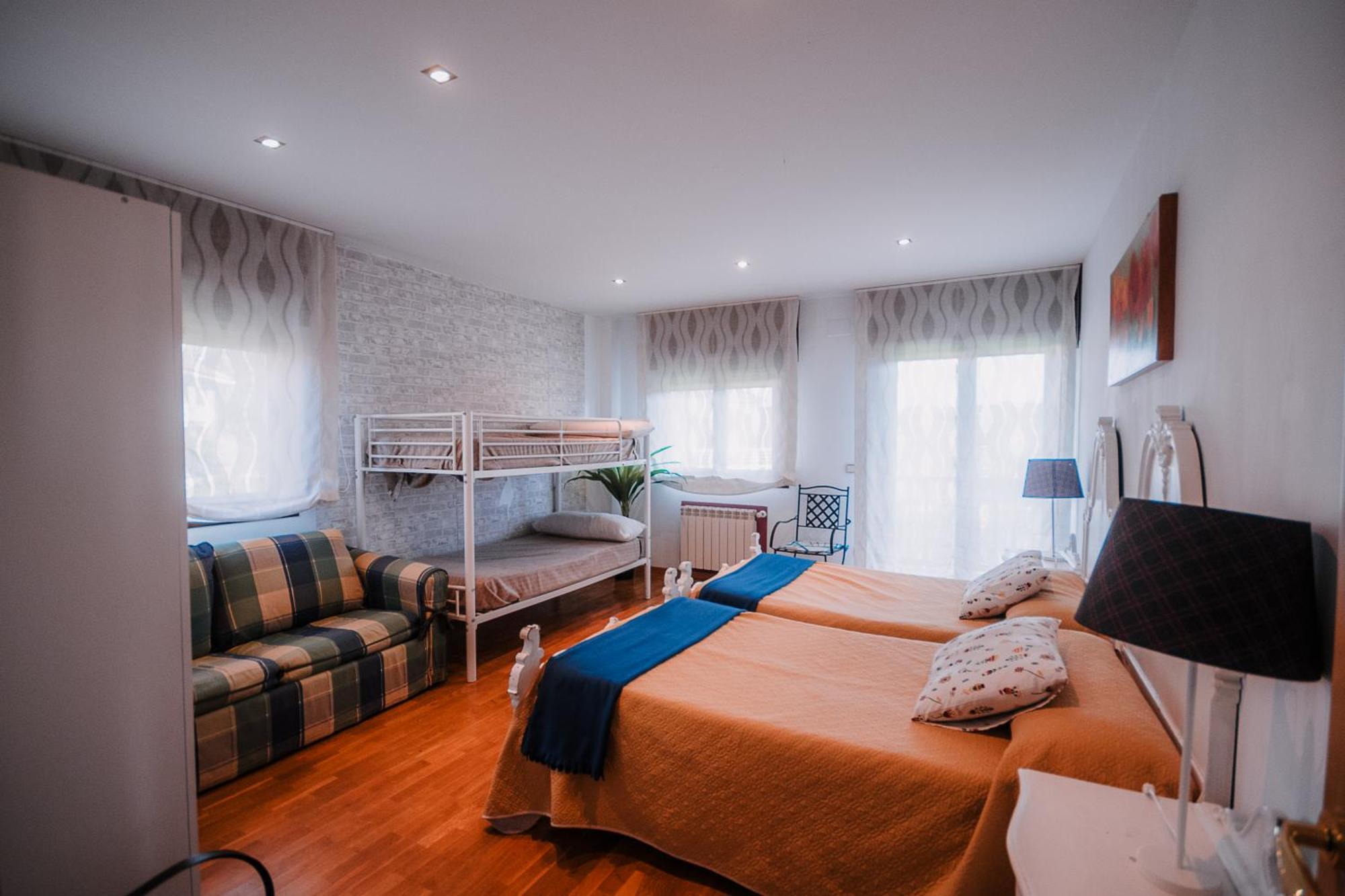 Villa Tiviti Oviedo Buitenkant foto