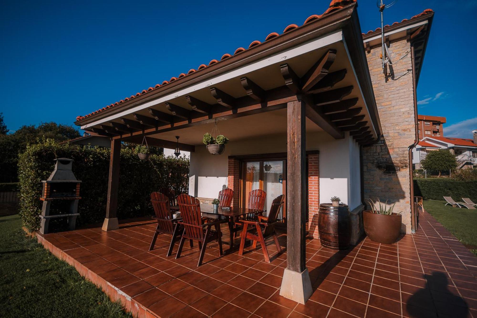 Villa Tiviti Oviedo Buitenkant foto