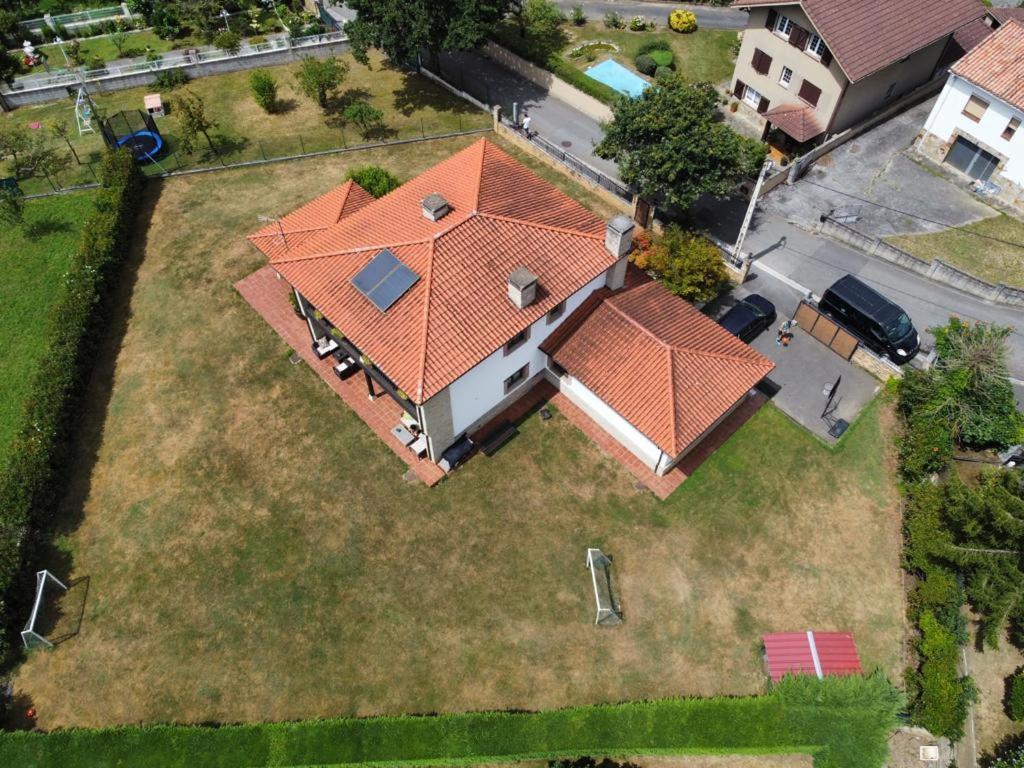 Villa Tiviti Oviedo Buitenkant foto